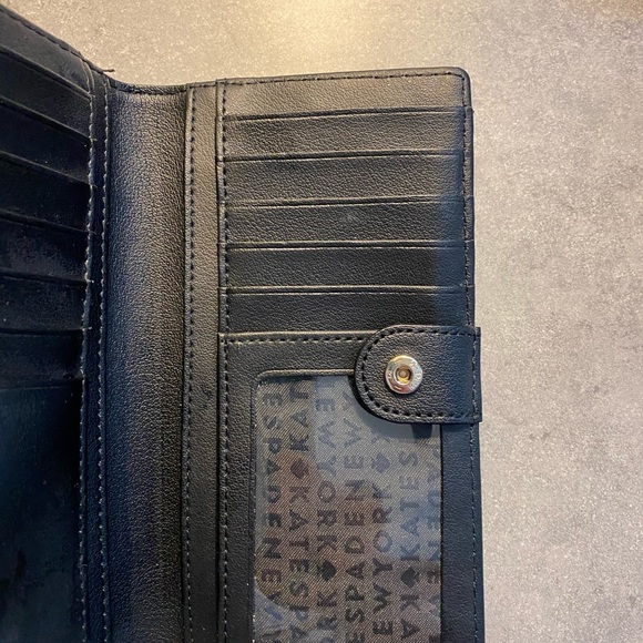 Kate spade wallet ♠️ - Picture 4 of 5